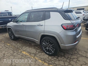 2023 Jeep Compass High Altitude - miniatura 6