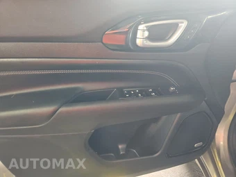 2023 Jeep Compass High Altitude - miniatura 9