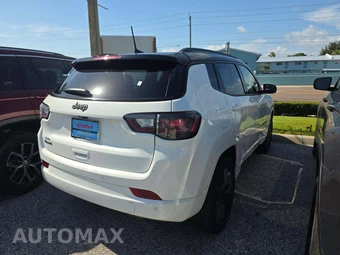 2023 Jeep Compass High Altitude - miniatura 3