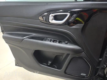 2023 Jeep Compass High Altitude - miniatura 9