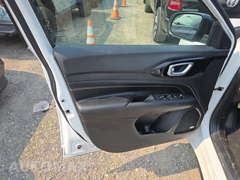 2023 Jeep Compass High Altitude - miniatura 9
