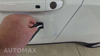 2023 Jeep Compass Latitude - miniatura 25