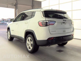 2023 Jeep Compass Latitude - miniatura 6