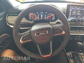 2023 Jeep Compass Latitude - miniatura 10