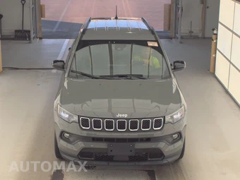 2023 Jeep Compass Latitude - miniatura 2