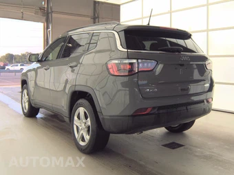 2023 Jeep Compass Latitude - miniatura 6