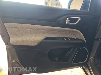 2023 Jeep Compass Latitude - miniatura 9