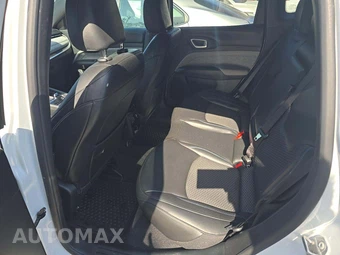 2023 Jeep Compass Latitude - miniatura 13