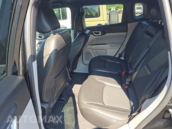 2023 Jeep Compass Latitude - miniatura 13