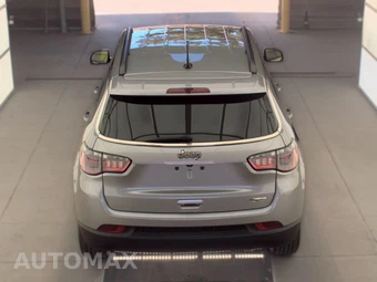 2023 Jeep Compass Latitude - miniatura 5