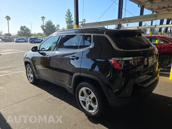 2023 Jeep Compass Latitude - miniatura 6
