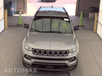 2023 Jeep Compass Latitude - miniatura 2