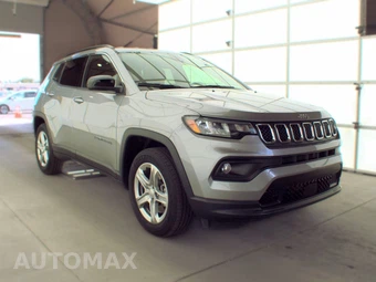 2023 Jeep Compass Latitude - miniatura 3