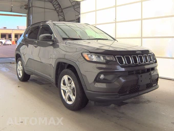 2023 Jeep Compass Latitude - miniatura 3