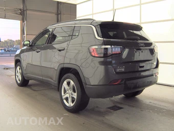 2023 Jeep Compass Latitude - miniatura 6