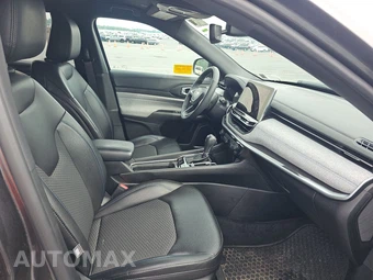 2023 Jeep Compass Latitude - miniatura 8