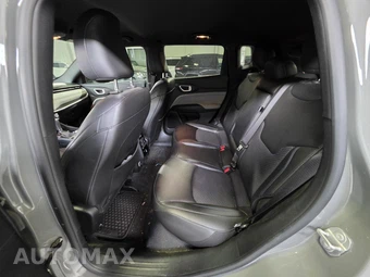 2023 Jeep Compass Latitude - miniatura 22
