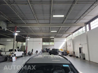 2023 Jeep Compass Latitude - miniatura 26
