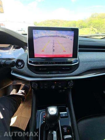 2023 Jeep Compass Latitude - miniatura 11
