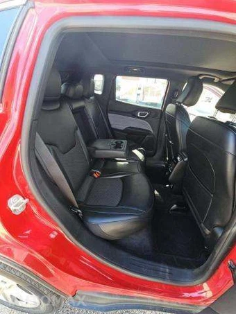 2023 Jeep Compass Latitude - miniatura 17