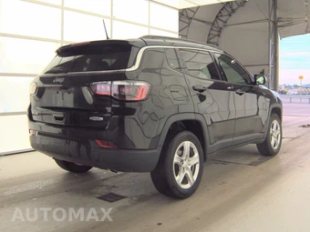 2023 Jeep Compass Latitude - miniatura 4