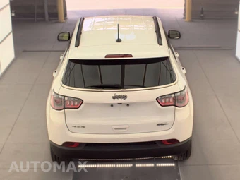 2023 Jeep Compass Latitude - miniatura 5