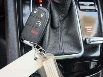 2023 Jeep Compass Latitude - miniatura 5