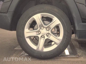 2023 Jeep Compass Latitude - miniatura 11