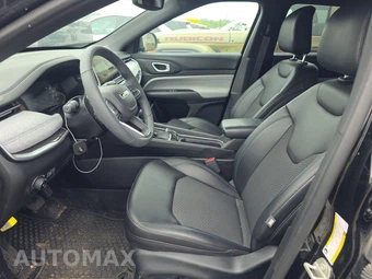 2023 Jeep Compass Latitude - miniatura 13