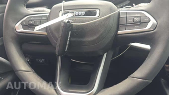 2023 Jeep Compass Latitude - miniatura 26
