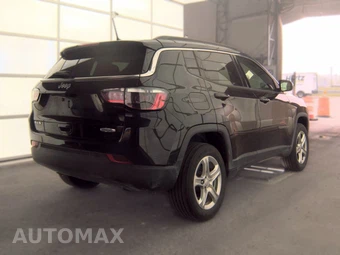 2023 Jeep Compass Latitude - miniatura 5