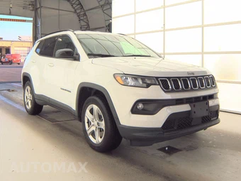 2023 Jeep Compass Latitude - miniatura 3