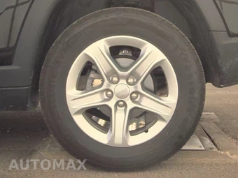 2023 Jeep Compass Latitude - miniatura 12