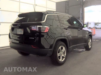 2023 Jeep Compass Latitude - miniatura 5