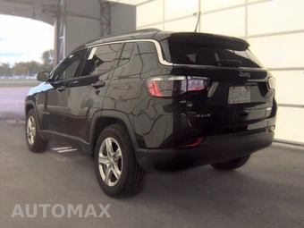 2023 Jeep Compass Latitude - miniatura 8