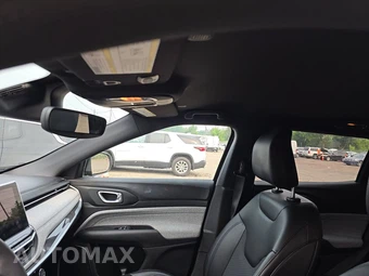 2023 Jeep Compass Latitude - miniatura 18