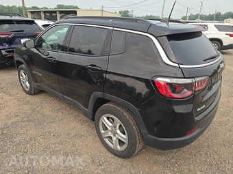 2023 Jeep Compass Latitude - miniatura 6