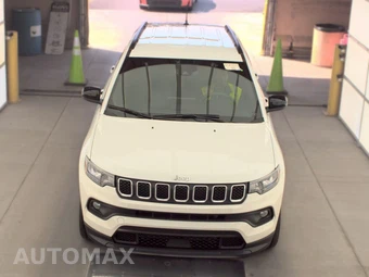 2023 Jeep Compass Latitude - miniatura 2