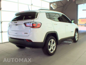 2023 Jeep Compass Latitude - miniatura 4