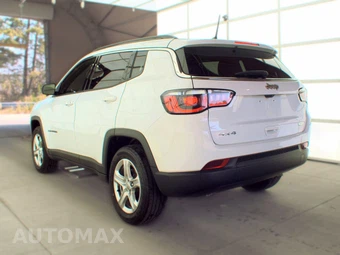 2023 Jeep Compass Latitude - miniatura 6