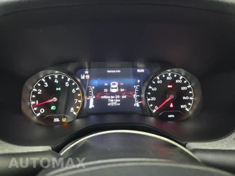2023 Jeep Compass Latitude - miniatura 12