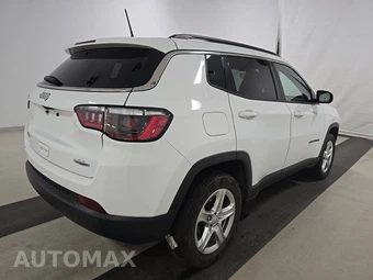 2023 Jeep Compass Latitude - miniatura 4