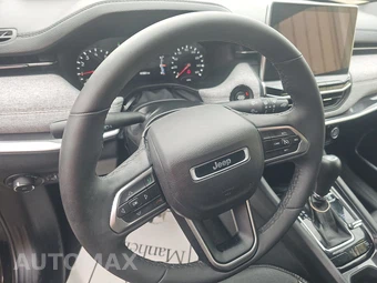 2023 Jeep Compass Latitude Lux - miniatura 10
