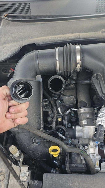 2023 Jeep Compass Latitude Lux - miniatura 20