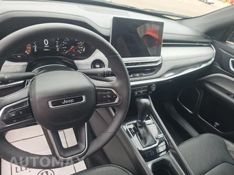 2023 Jeep Compass Latitude Lux - miniatura 11