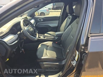 2023 Jeep Compass Latitude Lux - miniatura 13