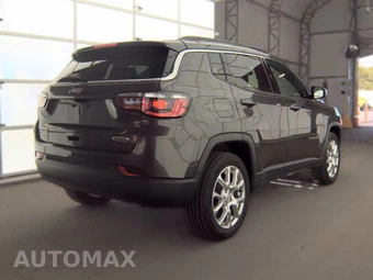 2023 Jeep Compass Latitude Lux - miniatura 5
