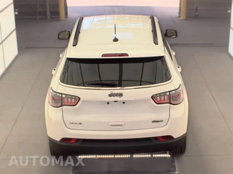 2023 Jeep Compass Latitude Lux - miniatura 5