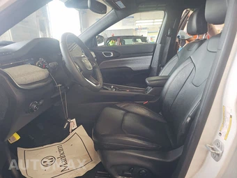 2023 Jeep Compass Latitude Lux - miniatura 7