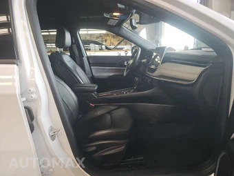 2023 Jeep Compass Latitude Lux - miniatura 8